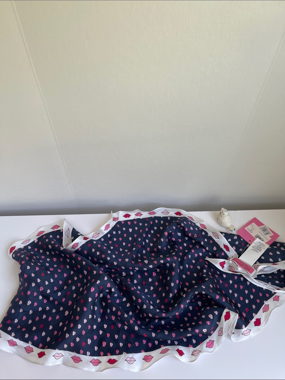 Kate Spade ♠️ 100% Silk Scarf - Picture 7 of 12